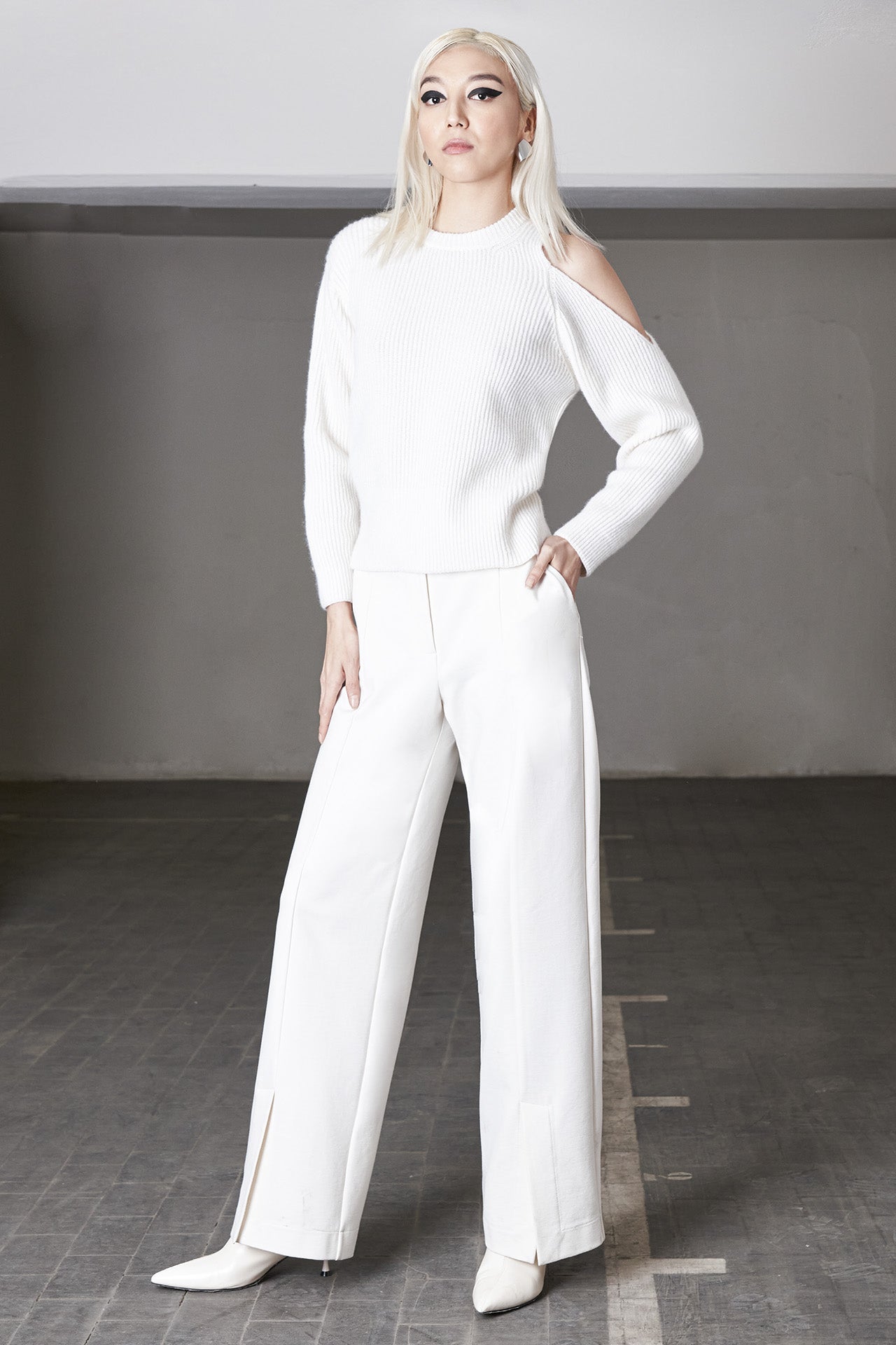 Maglione con cut-out su spalla - Eufonia