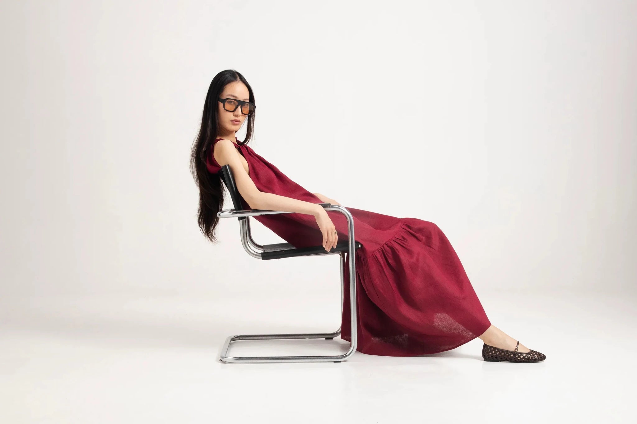 Abito lungo in puro lino con balza e fiocco - Eufonia