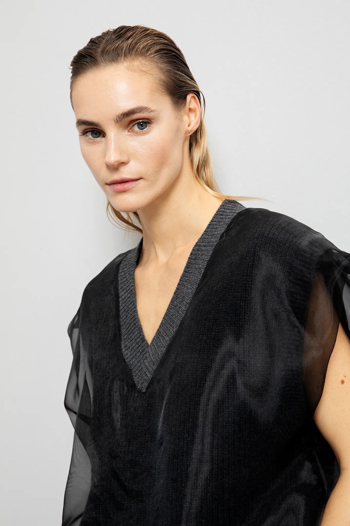 Gilet in lana e cashmere con inserto in tulle - Eufonia