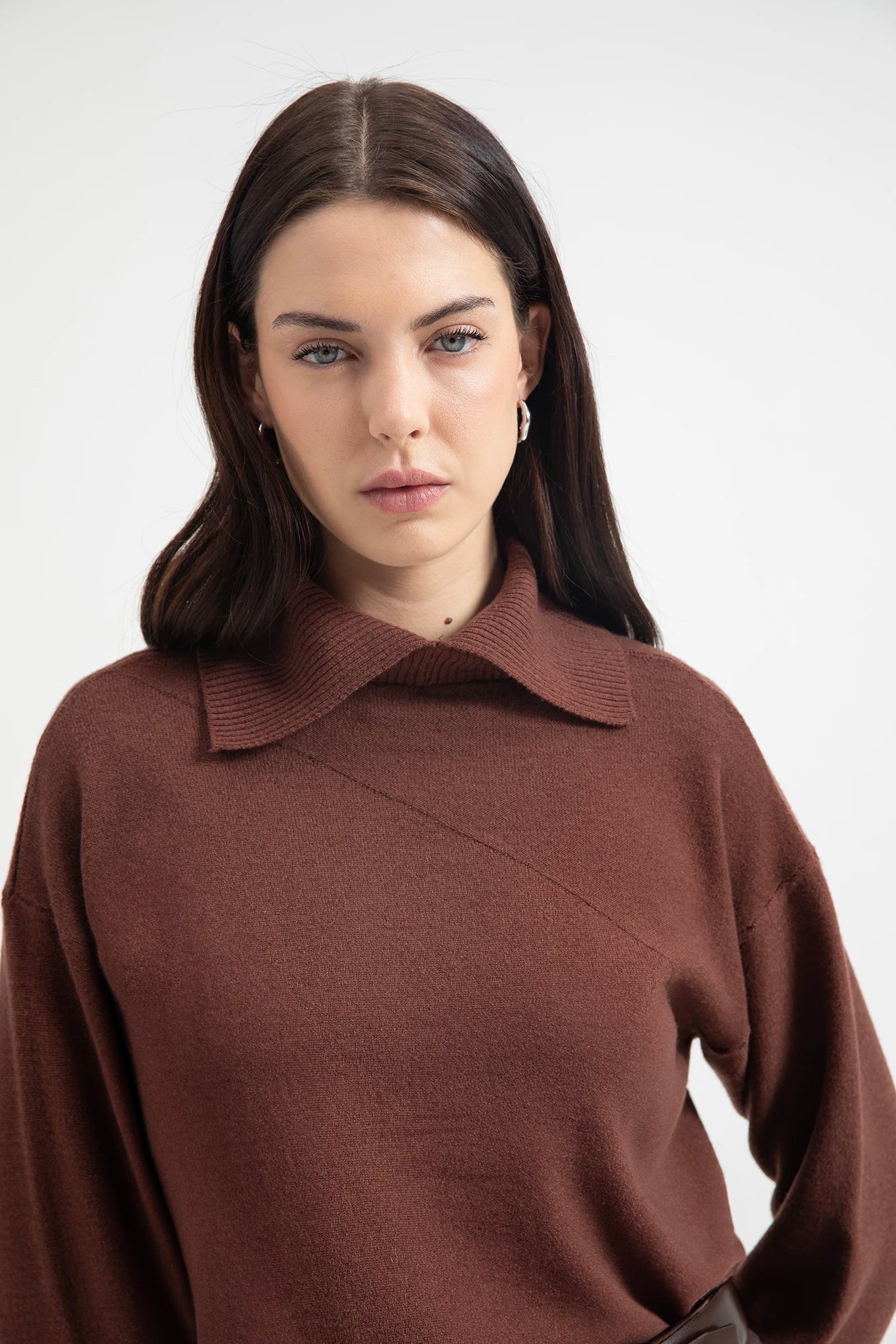 Maglia in lana con collo reversibile color mattone - Eufonia