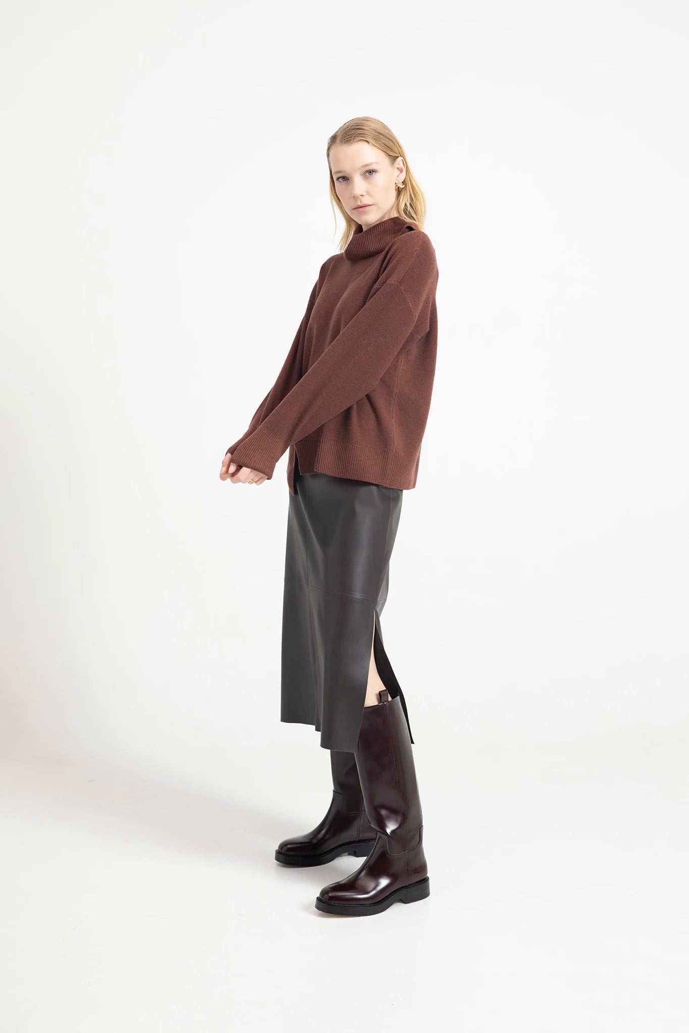 Maglia in lana con collo reversibile color mattone - Eufonia