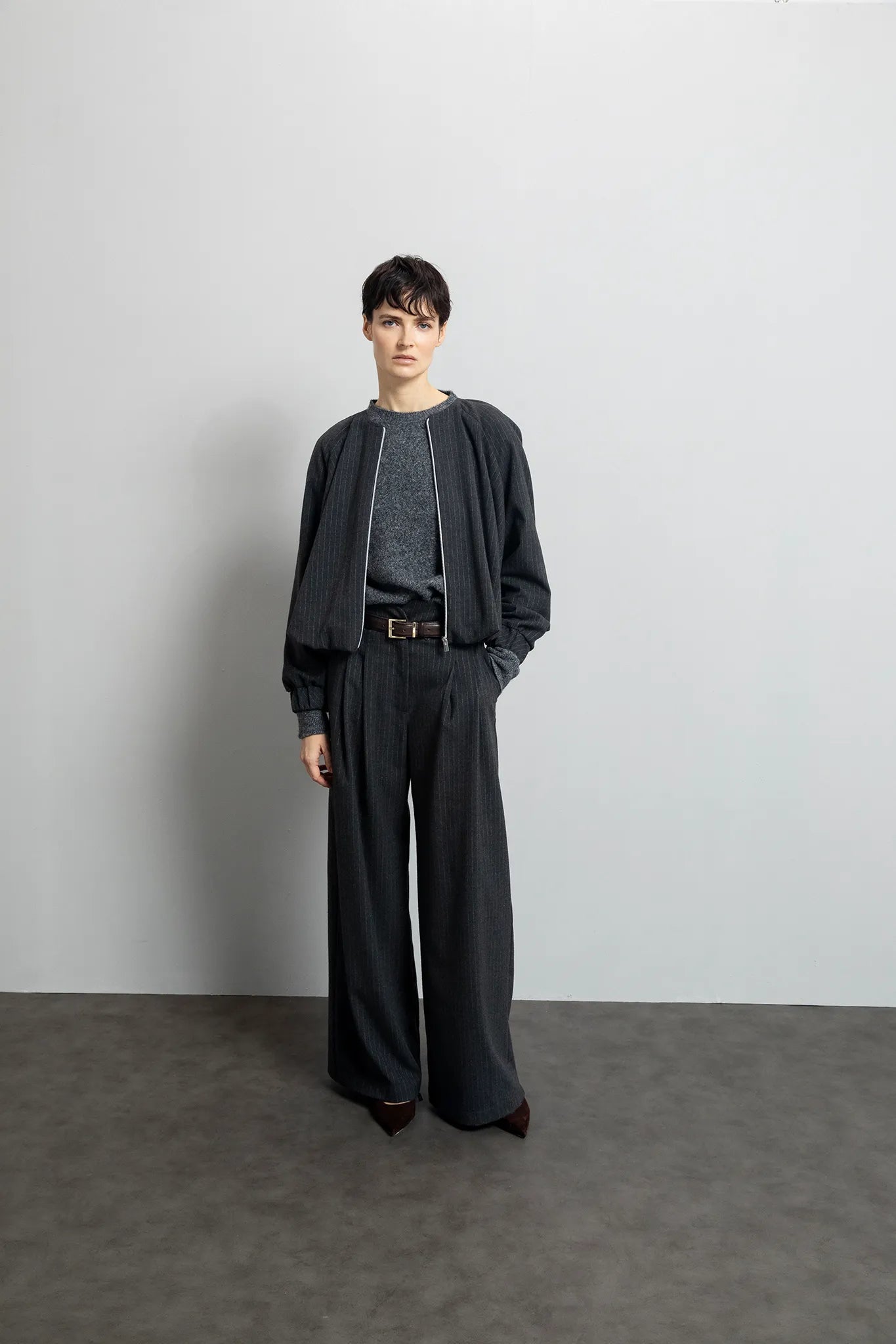 Pantalone ampio gessato con dettaglio in vita - Eufonia